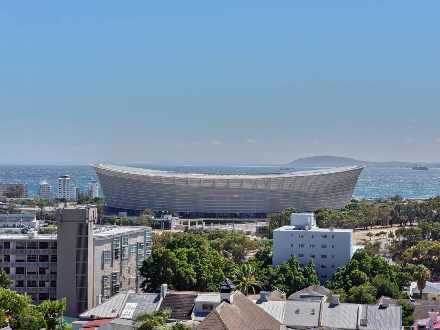 2 Bedroom Property for Sale in Green Point Western Cape